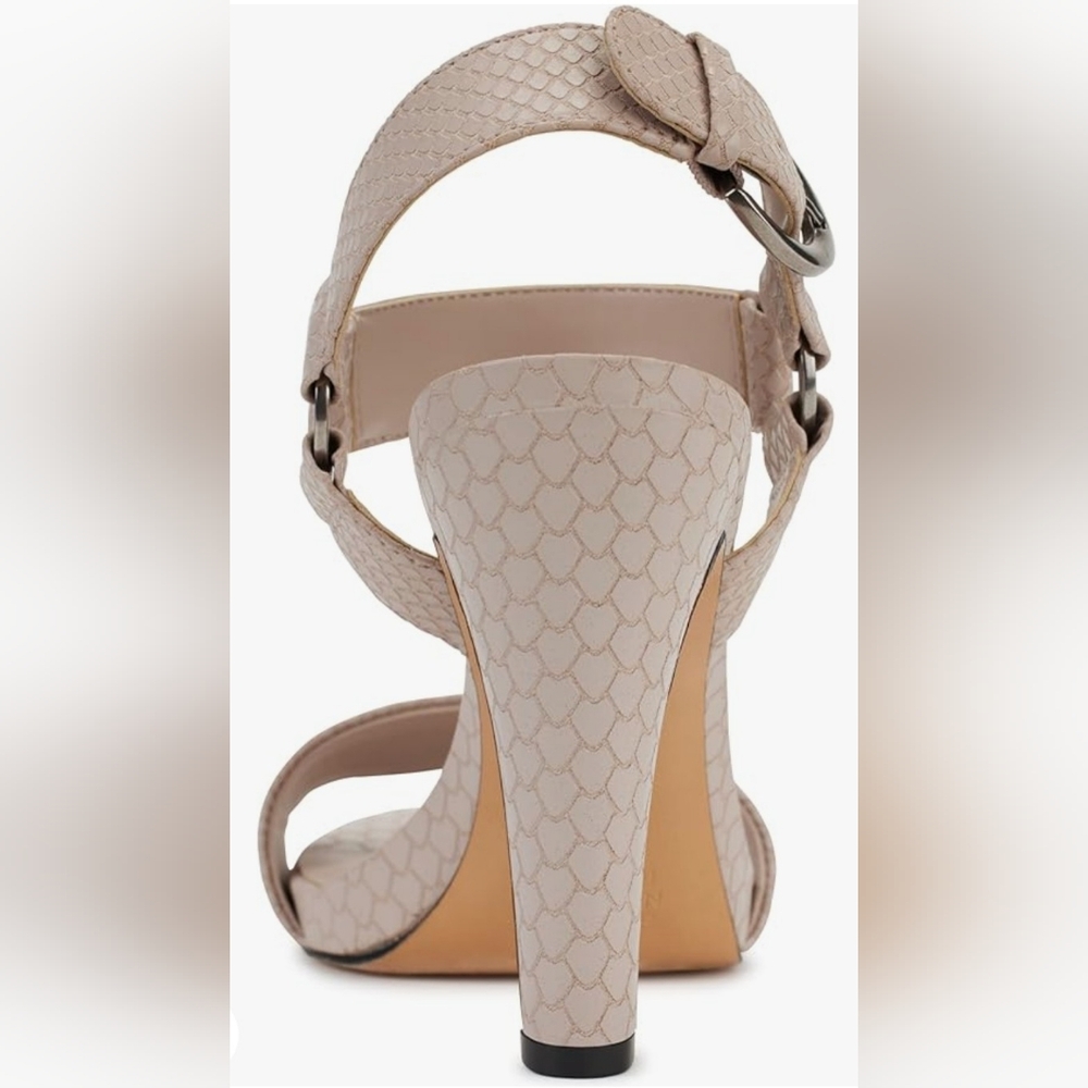 Karl Lagerfeld Paris NIB Women's Leather Dune Pink Cieone Sandal. Size 9.5M - Picture 4 of 12
